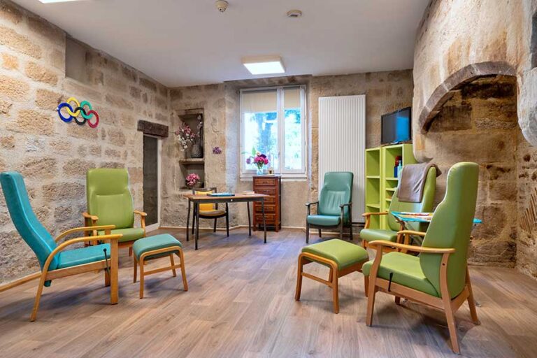 Petit salon